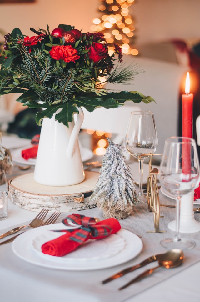 christmas table laid inc flowers