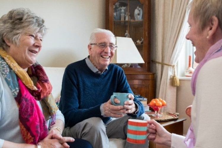 How to make friends as a senior