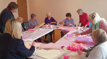 Platinum Skies homeowners craft paper hearts for Salisbury Cathedral display